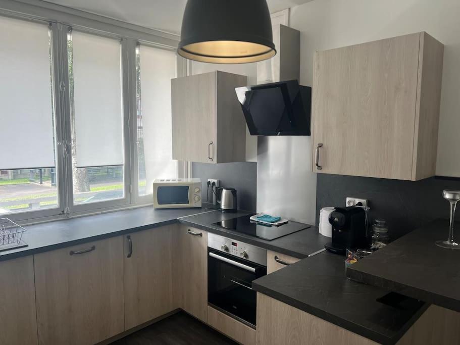 Appartement Proche Des Facs Lebon Clermont-Ferrand Exteriör bild